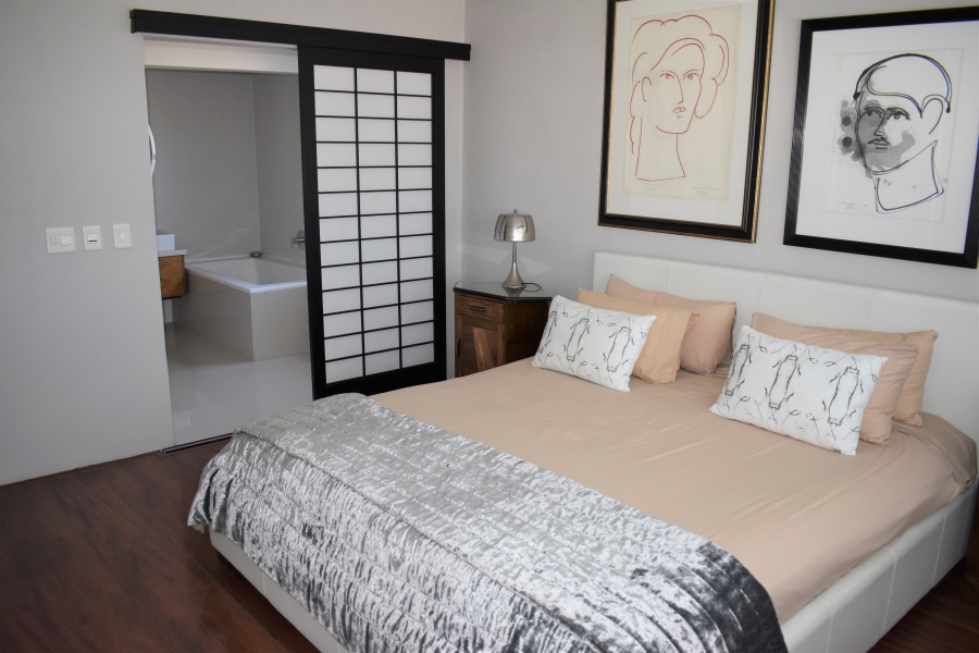 To Let 3 Bedroom Property for Rent in Sea Point Western Cape